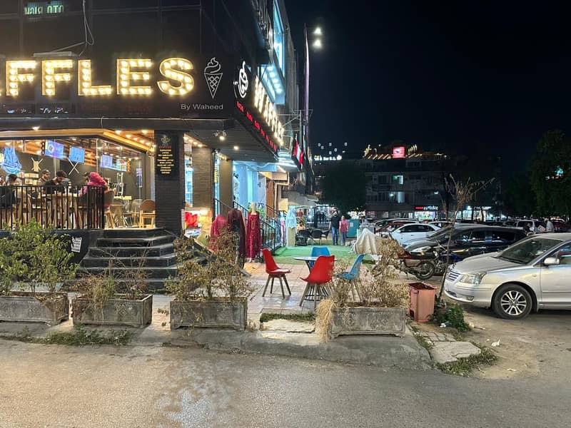 Open Basement Shop (Corner) For Sale In F-10 Markaz Prime Location | High Footfall | Rental Income photo 6