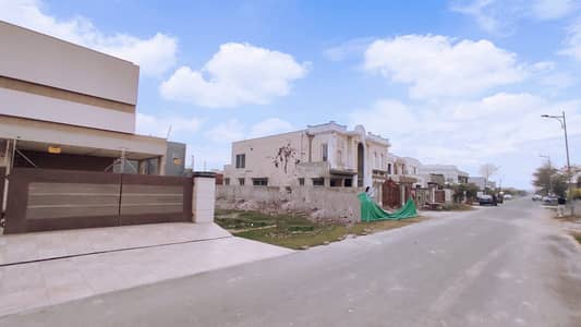 PLOT # U-292 RESIDENTIAL PLOT LOCATED IN THE BEST BLOCK OF DHA LAHORE. photo 3