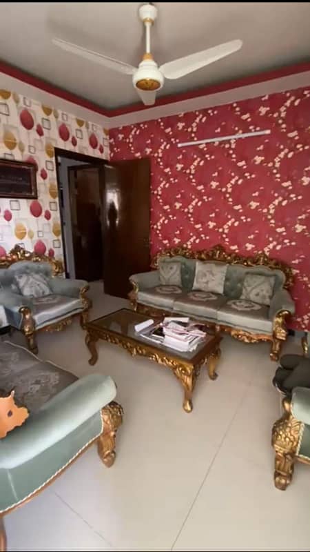 WELL MAINTAINED 2ND FLOOR PORTION FOR SALE WITH ROOF IN BLOCK 01, GULSHAN E IQBAL in Gulshan-E-Iqbal Block 1, Karachi