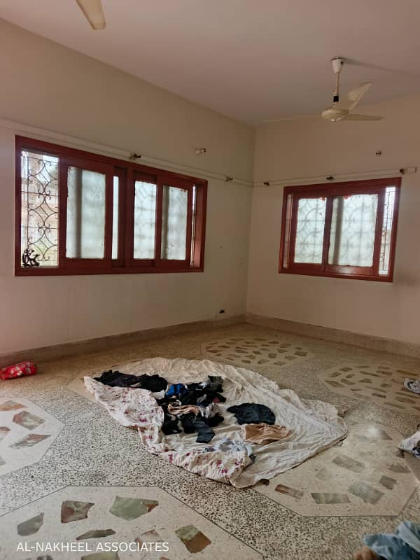 WEST OPEN CORNER HOUSE AVAILABLE FOR SALE AT PRIME LOCATION OF NORTH NAZIMABAD photo 9