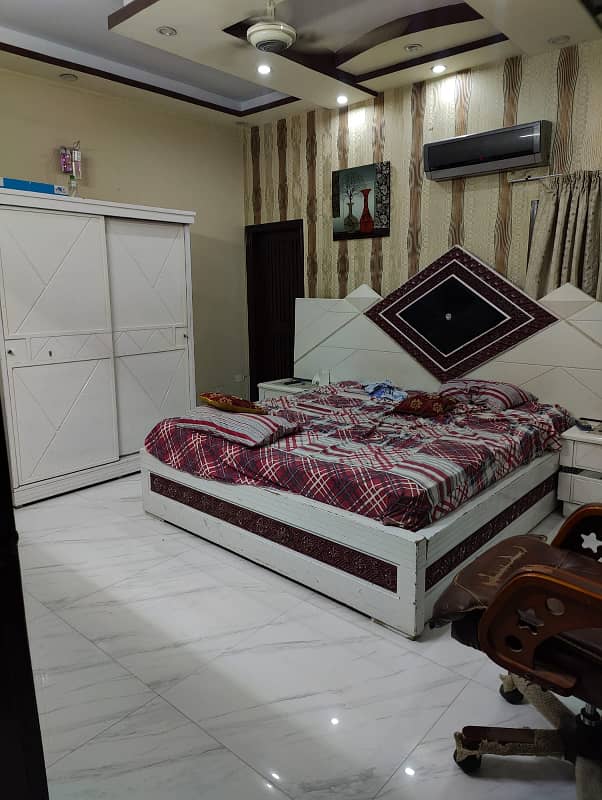 Bungalow Available For Sale On Gulshan E Iqbal Block 19 photo 7