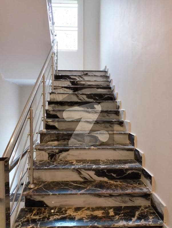 A Centrally Located Upper Portion Is Available For Sale In Karachi photo 5