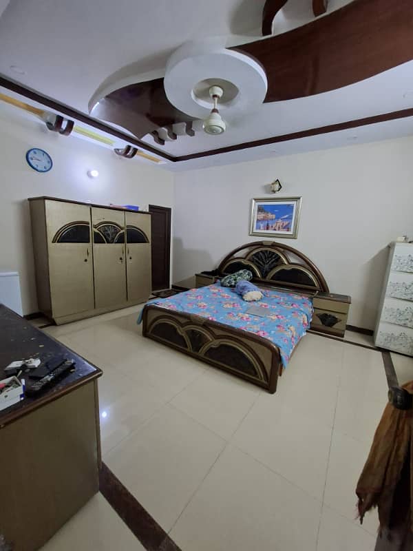 3 Bed Dd Very Well Maintained 1st Floor Unit 200 Yards photo 3