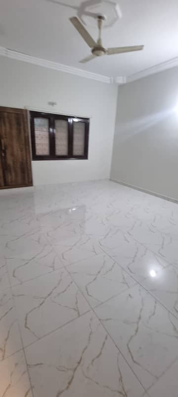 Book Upper Portion Today In Gulshan-e-Iqbal - Block 3 photo 3
